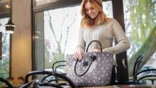 KinderKraft'20 Mommy Bag Art.KKAMBAGGRY0000 Grey Korraldaja kott emale