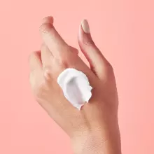 Biotin & Shea Butter Art.171808  Kätekreem kitsepiimaproteiinidega 100ml