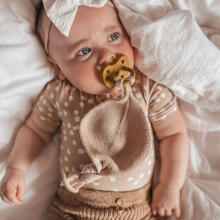 Hevea Natural Rubber Pacifier Anatomical Art.239430 Pop of Green Natural Rubber Pacifier