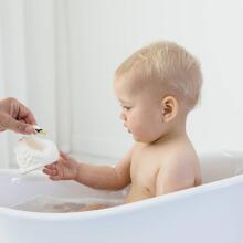 Natruba Bath Toy Swan Art.251327 Swan made of 100% natural rubber