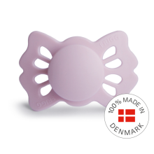 Frigg Lucky Symmetrical Silicone Pacifier  Art.10219 Pretty Peach  mannekeen (lutt), mis on valmistatud 100% looduslikust kummist vanuses 0-6 kuud. (1 tk.)