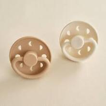 Frigg Moon Phase Round Latex Art.76292445 Cream/Croissant Pacifier (nipple) made of 100% natural rubber 6-18 months (2 pcs.)