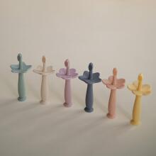 Mushie Flower Toothbrush  Art.2540182 Shifting Sand first silicone toothbrush