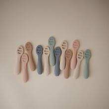 Mushie Silicone First Spoon Art.101629 Soft silicone spoon (2 pcs.)