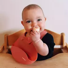 Haakaa Silicone Bib Art.UTE63-B Bluestone  Beebipõll on valmistatud 100% kvaliteetsest silikoonist