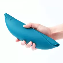 Haakaa Silicone Bib Art.UTE63-RT Rust Beebipõll on valmistatud 100% kvaliteetsest silikoonist