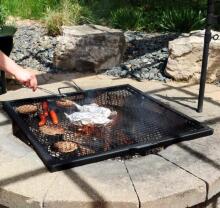 Natural Hardwood Charcoal Art.279932 Premium puusüsi Golden Flame 8L — ideaalne grillimiseks ja BBQ‑ks,4 kg