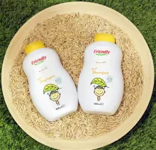 Friendly Organic Shampoo  Art.287532 seebivaba orgaaniline ja lõhnatu juuste- ja kehapesuvahend beebidele, 400 ml