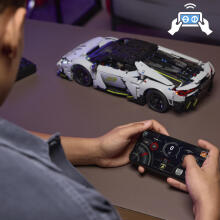 LEGO Technic Lamborghini Revuelto superauto