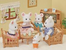 Sylvanian Marshmallow Mouse Family Art.5308